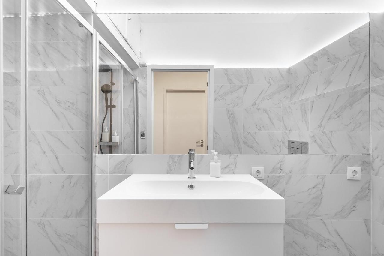 Whome Lisbon'S Best Kept Secret: 2-Bed W/Ac & Patio 외부 사진
